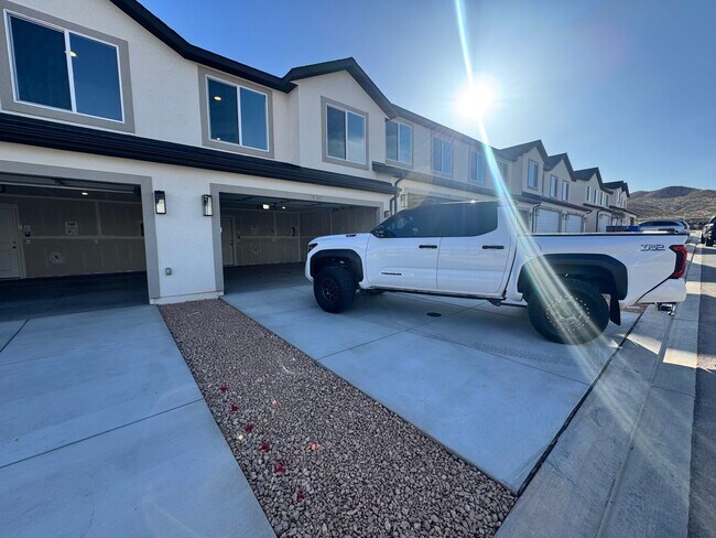 Photo - Brand New Long Valley Town home!!