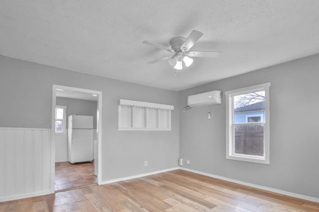 Photo - 2205 39th St