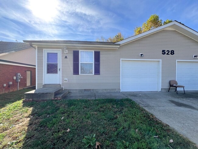 Photo - 528 Luxury Dr Unit B