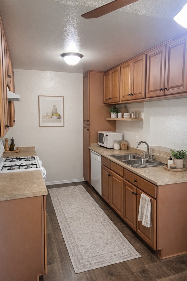 Photo - 1330 Sunset Ave, West Covina