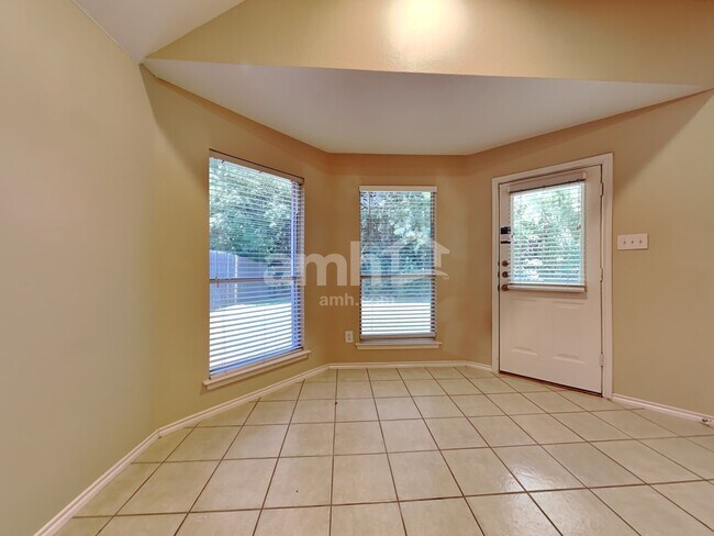 Photo - 5776 Jillian Way