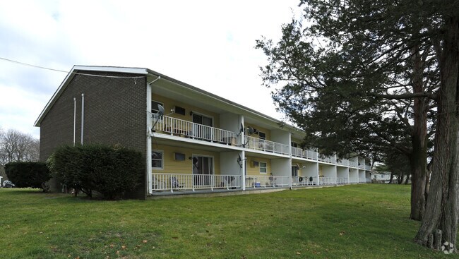 Photo - Willow Brook Apartments