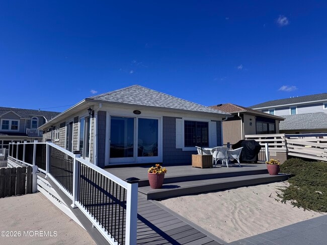 115 Boardwalk