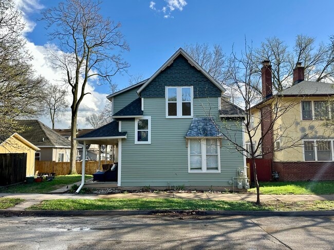 Building Photo - 2706 Kingman Blvd