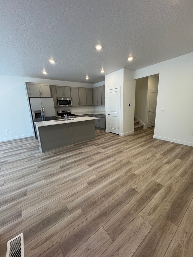 Photo - 2484 Wildwood Ln