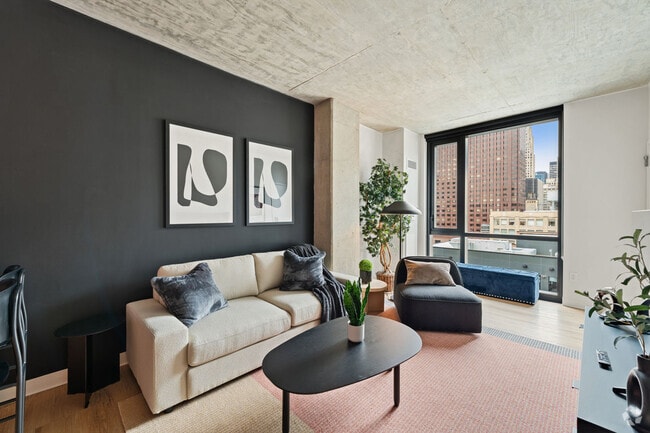 Building Photo - 633 S LaSalle St Unit ID1244951P Rental