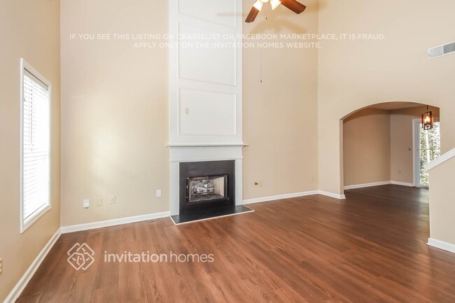 Photo - 1607 Eagle Dr