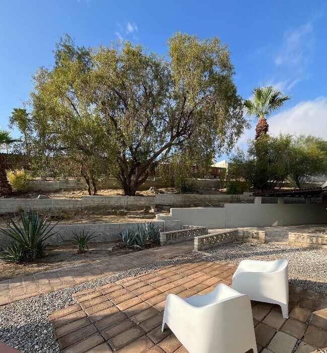 Photo - 37932 Mountain Shadow Ln