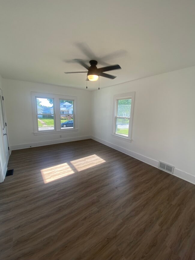 Photo - 1131 E Garfield St