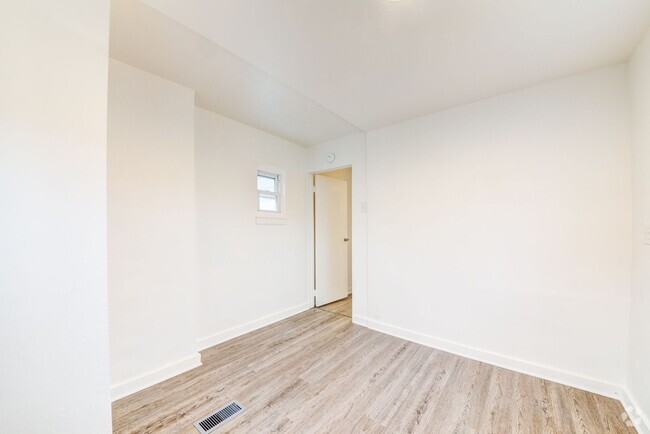 Building Photo - 615 E Warrington Ave Unit #2 Rental