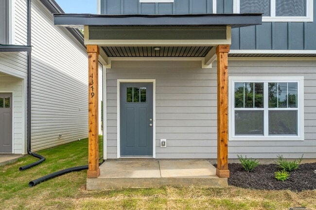 Photo - **COMING SOON** 3 BEDROOM HOME