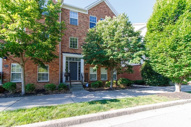 Building Photo - 1006 Cavendish Dr