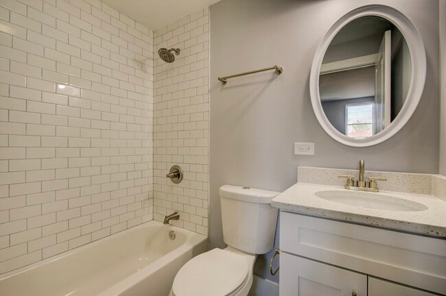 Photo - 1902 W 21st Pl Unit CH