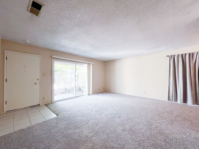 Photo - Corner Condo in the Pocket/Greenhaven Area