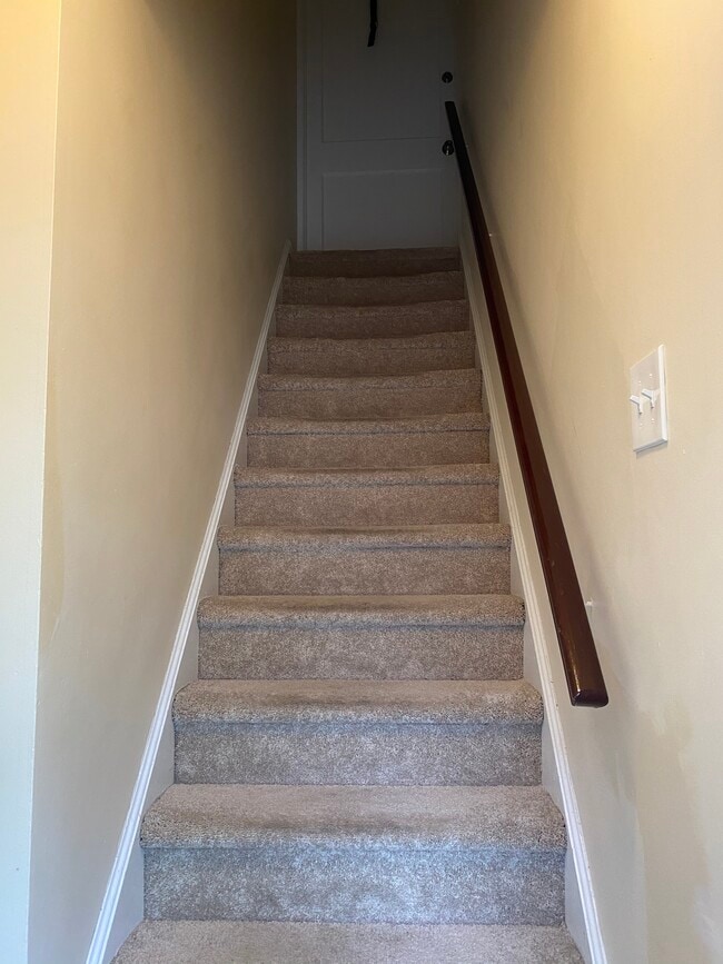 Photo - 104 Hillcrest Ave
