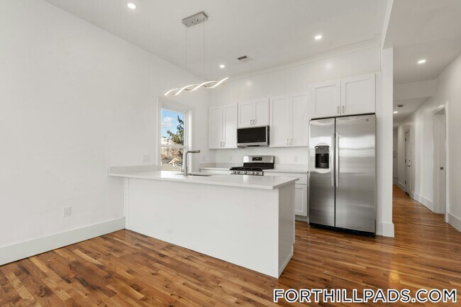 Photo - 120 Regent St Unit 6