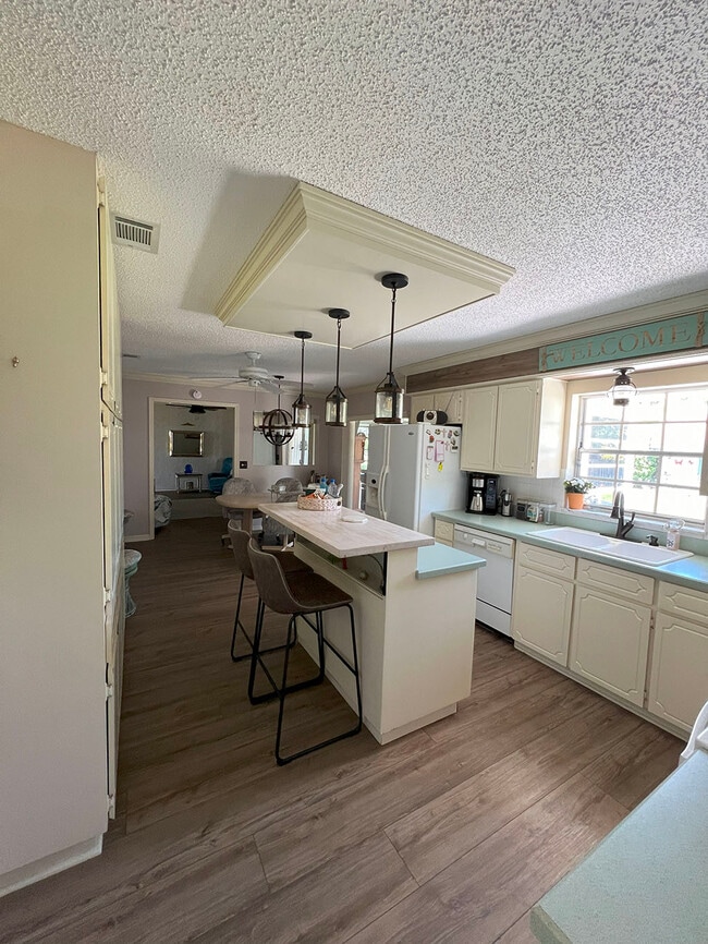 Photo - 8715 SE Alabama Pl