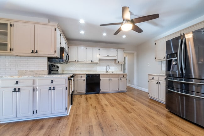 Photo - 5603 Ventura Dr