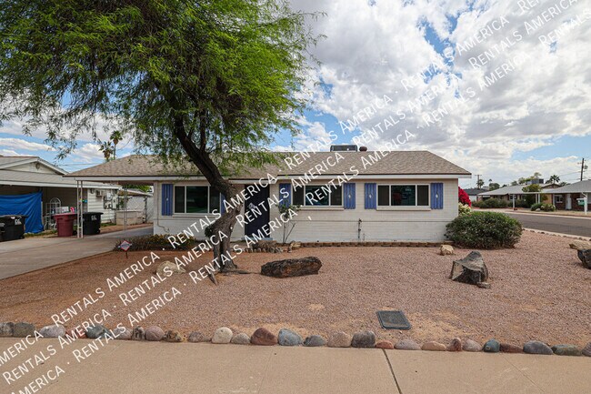 Photo - 7401 E Belleview St