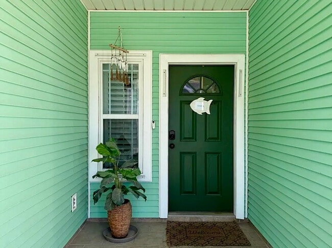 Photo - 15637 Palmira Ave