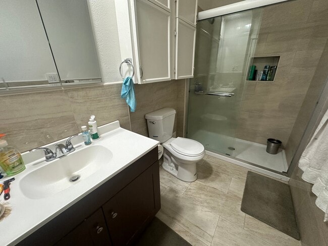 531 41st Ave Unit C