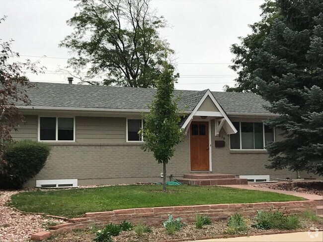 Building Photo - 4 Bed 2.5 Bath Home in South Boulder! Lar...