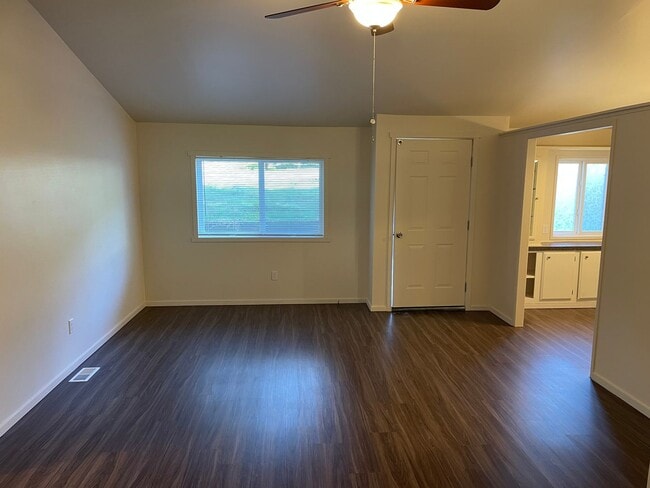 Photo - Lovely 3 Bedroom Home out of Town!