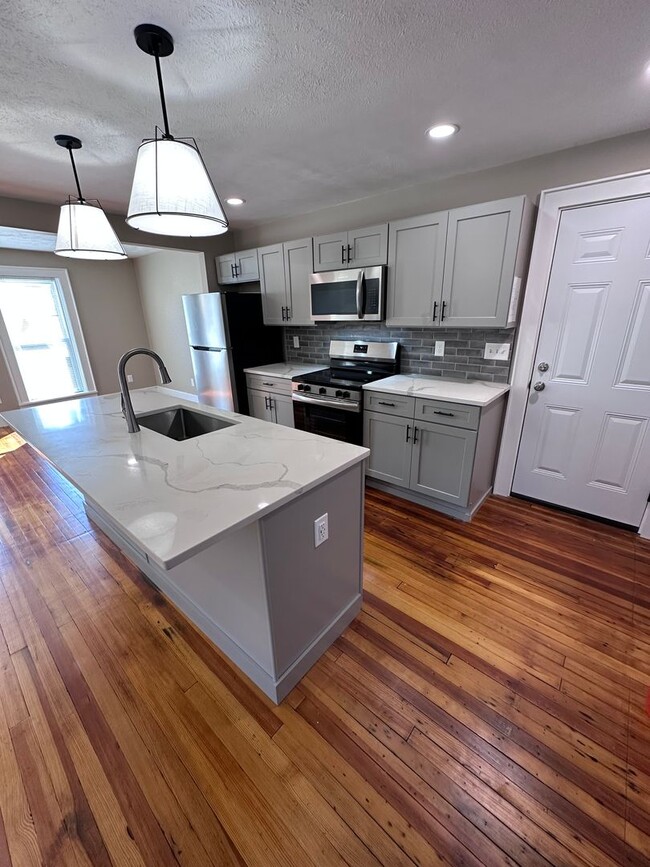 Photo - Historic Village of Manlius 1 bedroom/ 1 f... Unit 211- Apt C