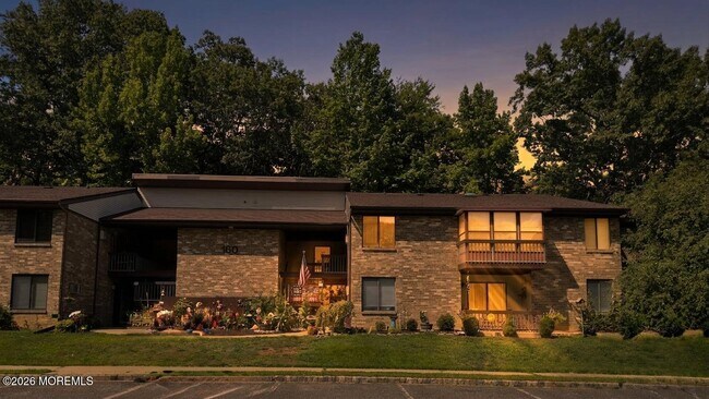 Photo - 160 Cross Slope Ct