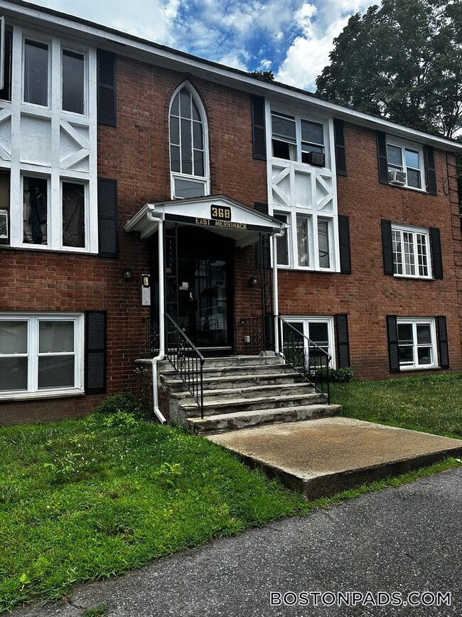 Building Photo - 368 E Merrimack St Rental