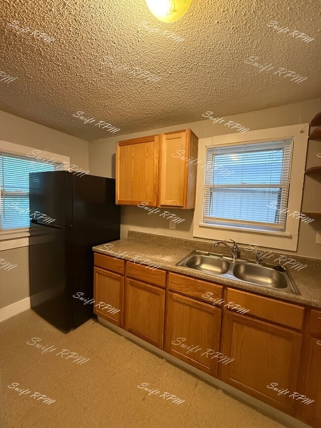 Photo - 6710 Agnes Ave