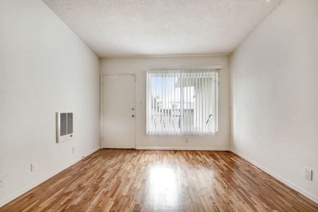 1010 Pico Blvd Unit 9