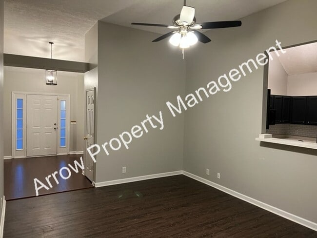 Photo - 3 Bedroom/ 2 Bath Home Available Immediately
