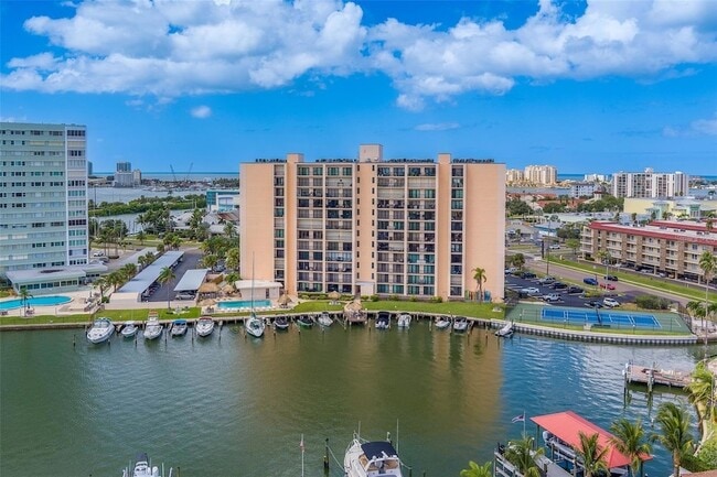 Building Photo - 51 Island Way Unit 909