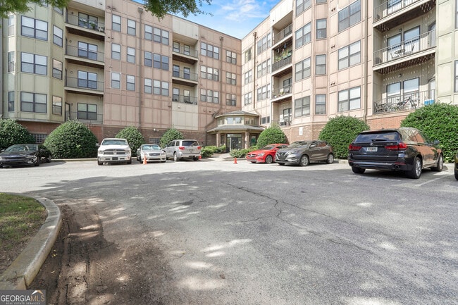 Photo - 898 Oak St SW Unit 1105