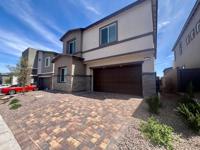 Photo - Stunning Newly Built 4-Bedroom, 3-Bathroom...