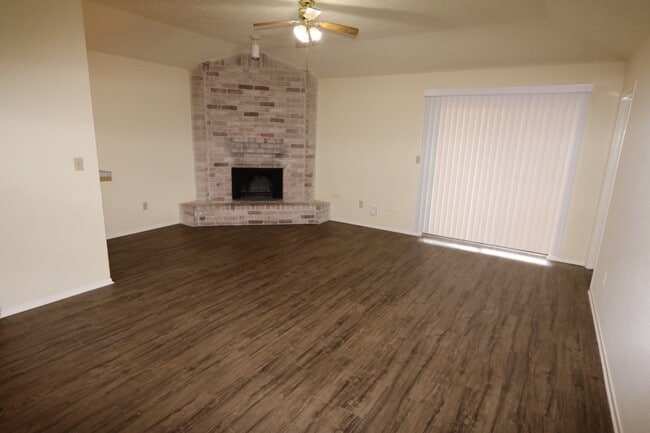 Photo - 21134 Park Mt Dr