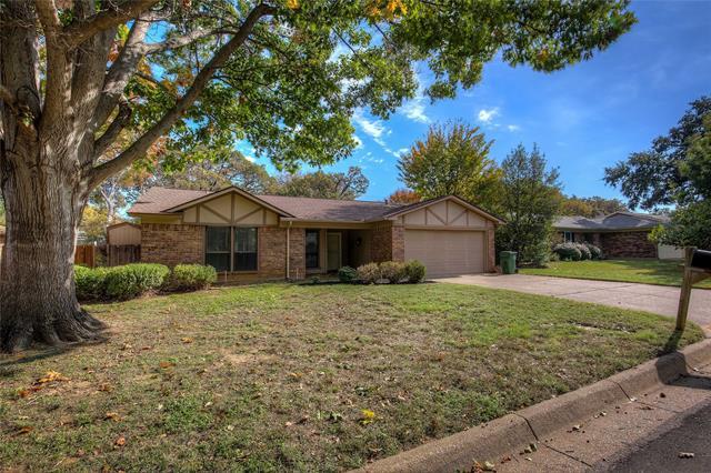 Photo - 2717 Lucas Dr