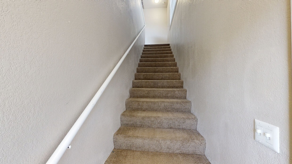 Photo - Heritage Estates – Center Square Apartments