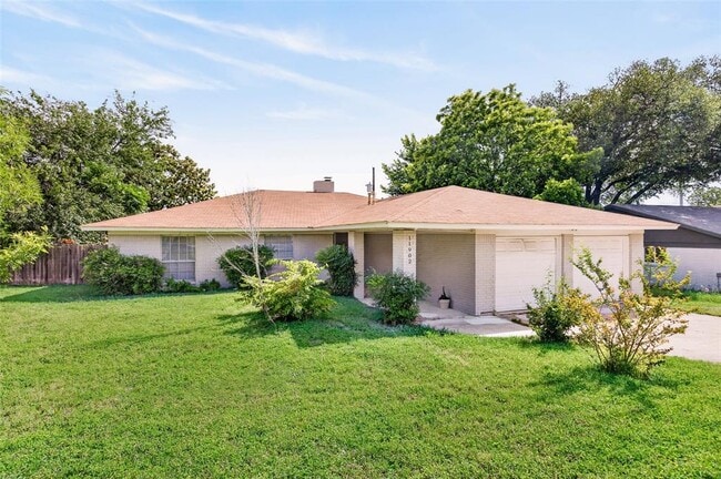 Building Photo - 11902 Oakbrook Dr