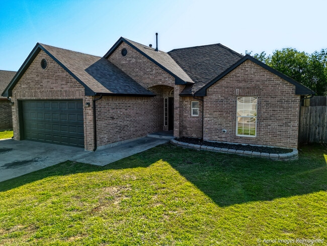 Building Photo - 4105 Notting Hill Dr