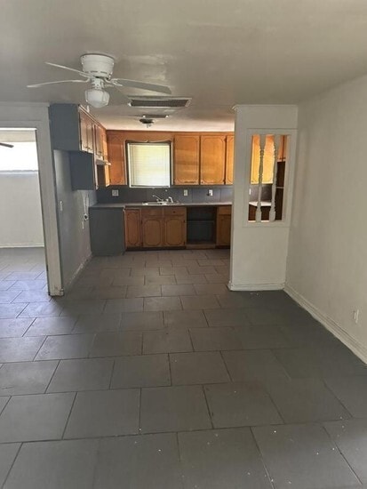 1109 W Long 17th St
