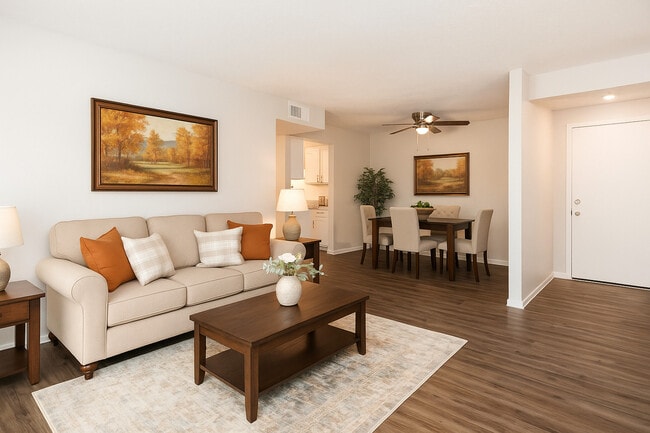 Photo - Scenic Pines Apartments