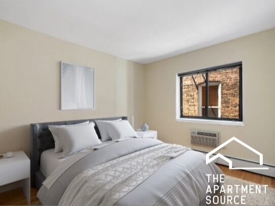 Photo - 1427 N Dearborn St