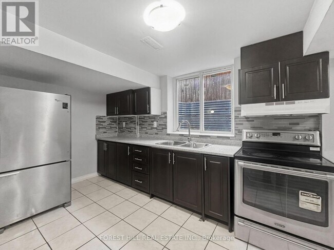 Photo - 51 Hadfield Cir