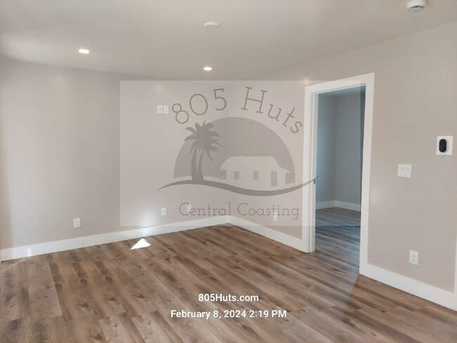 Photo - 2351 Lexington Ave