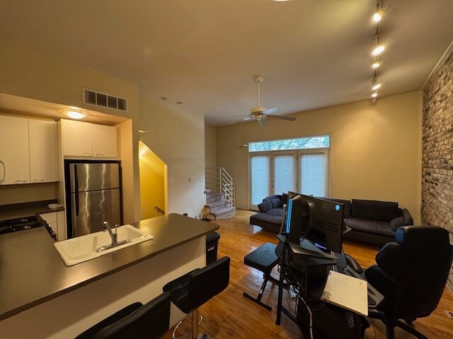 Photo - 616 N Paulina St Unit #1