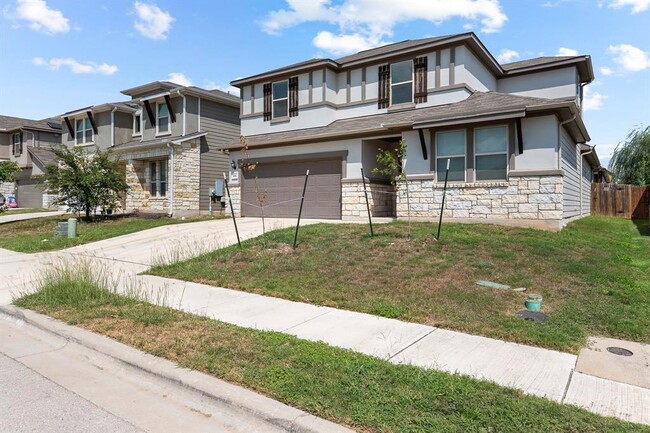 Photo - 208 Magna Ln
