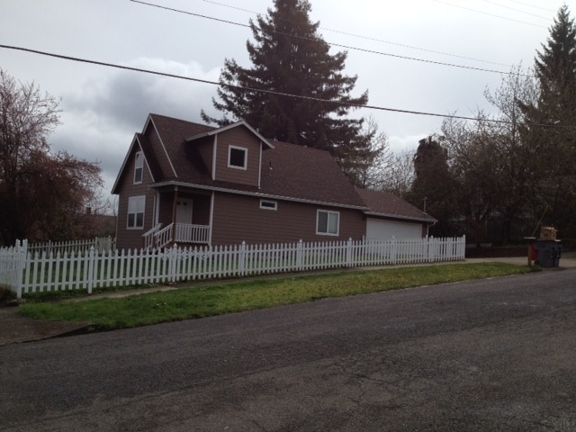 Photo - 246 SW Jefferson St