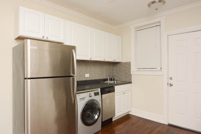 Photo - 1112 W Lill Ave Unit J02P